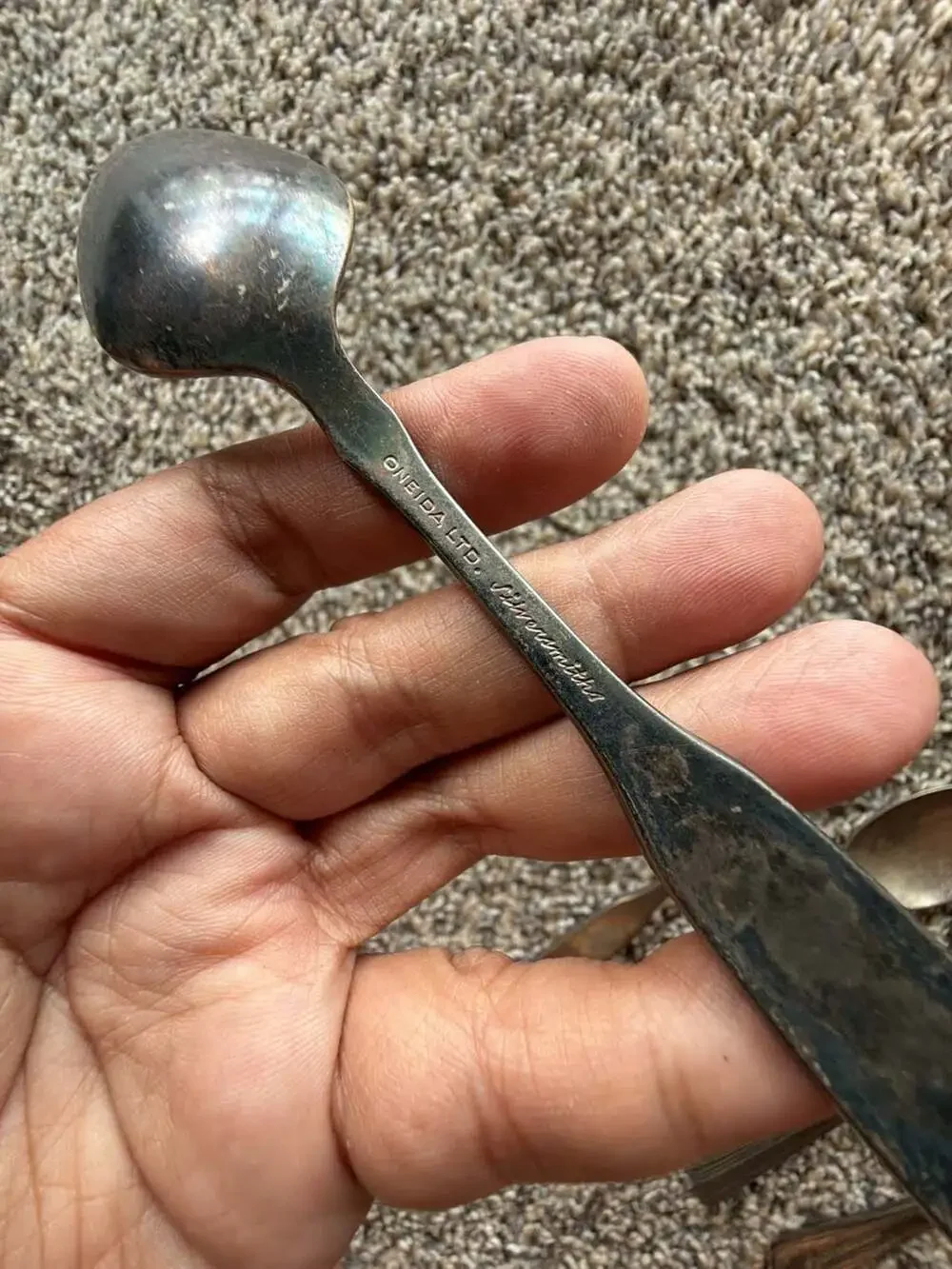 Oneida Ltd. Silversmiths set silverplate
